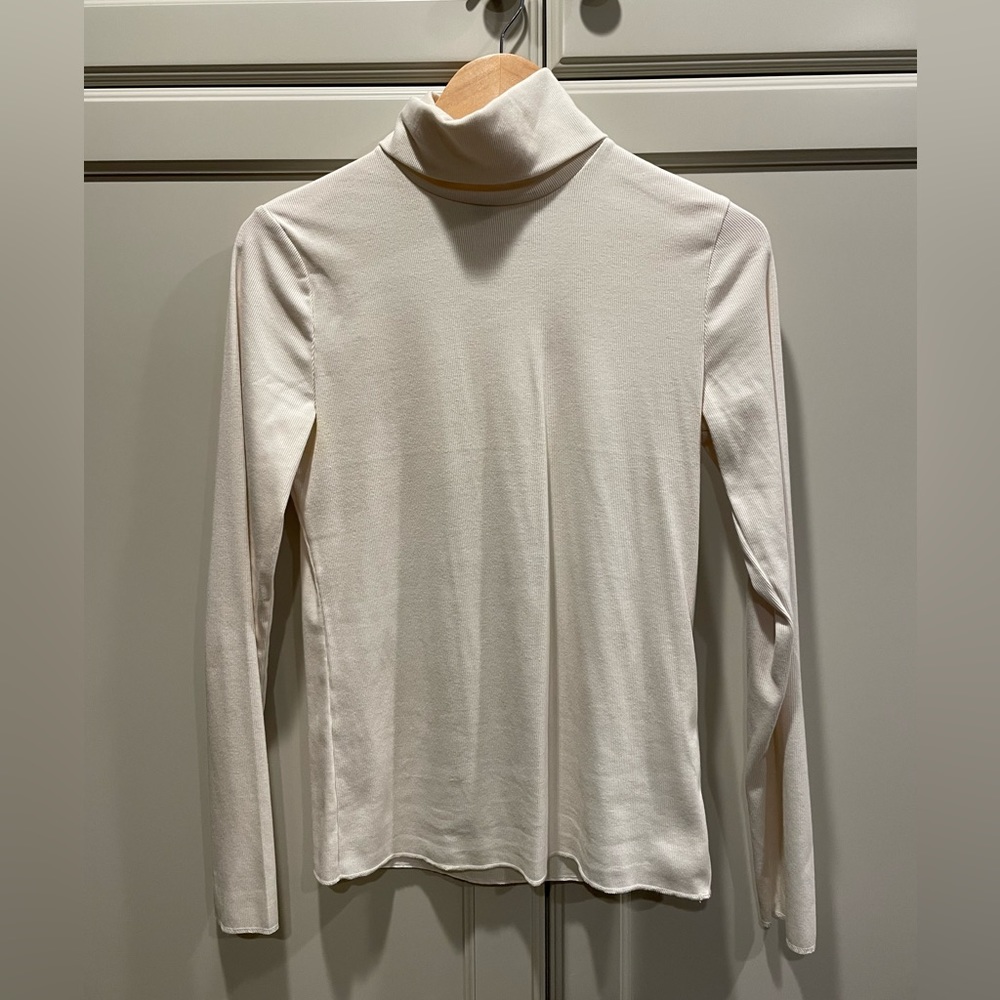 ribbed off white turtle neck
